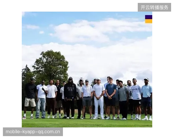 湖人聚餐打高尔夫：从球场到生活的智慧之旅